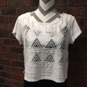 Women’s Amuse Society white tee. Size M.